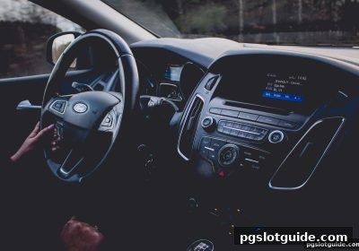 pg电子游戏视角：英雄联盟游戏参数如何重塑策略决策的艺术